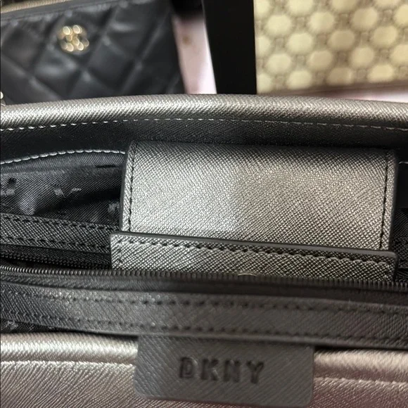 DKNY Elegant Silver Tote Bag - Picture 5 of 7